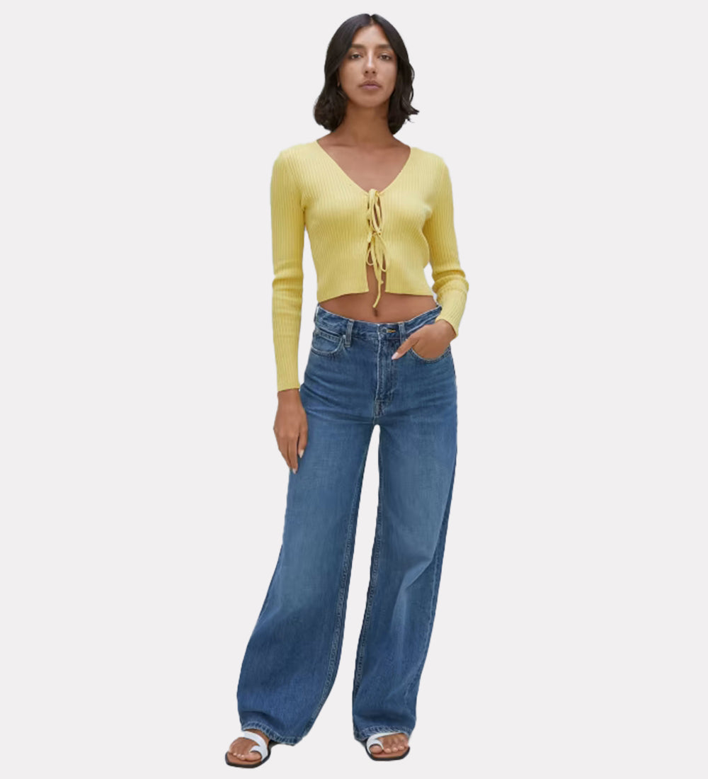 Women's fit mid rise denim jeans