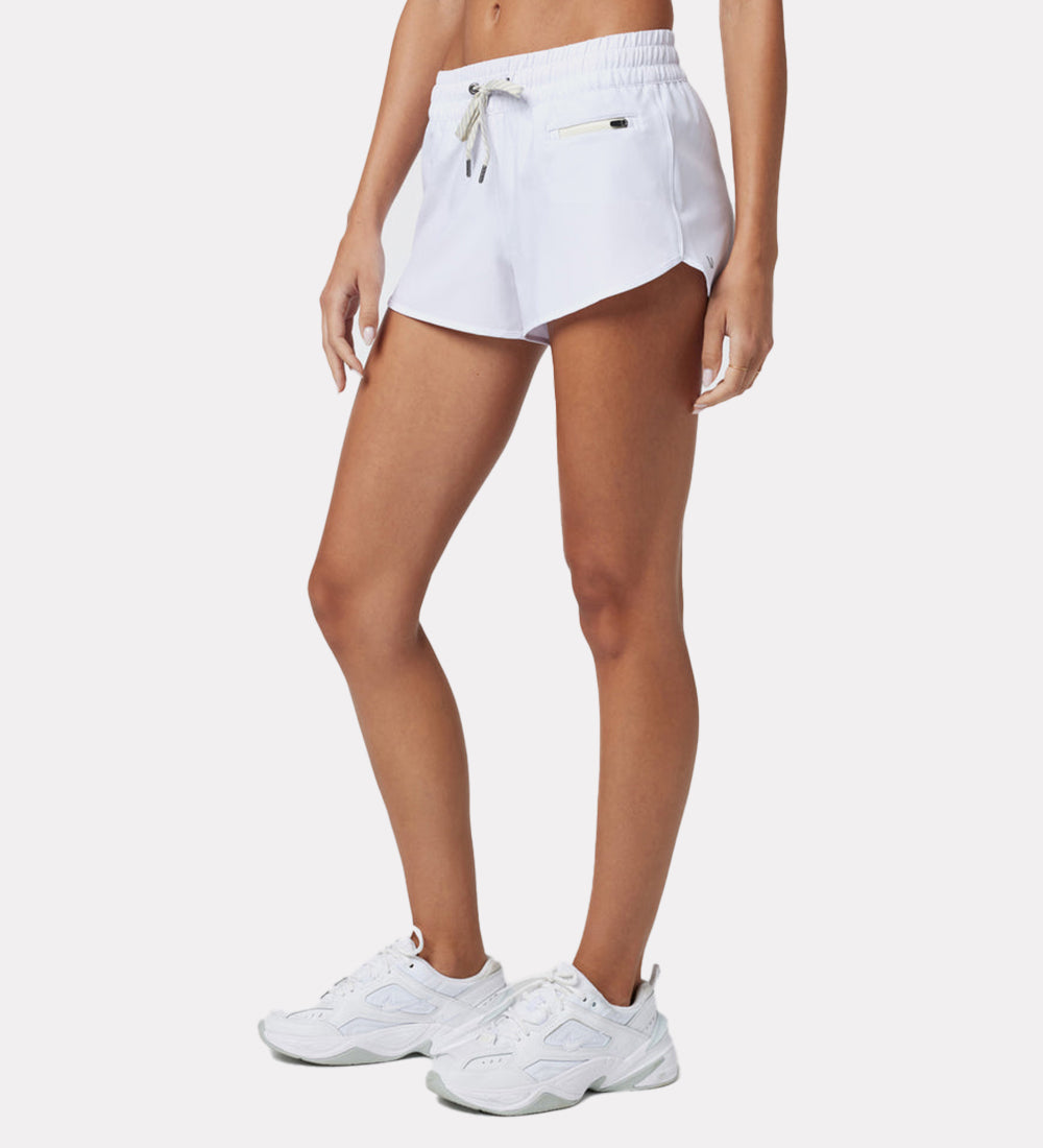 Women's cotton blend mid-rise shorts
