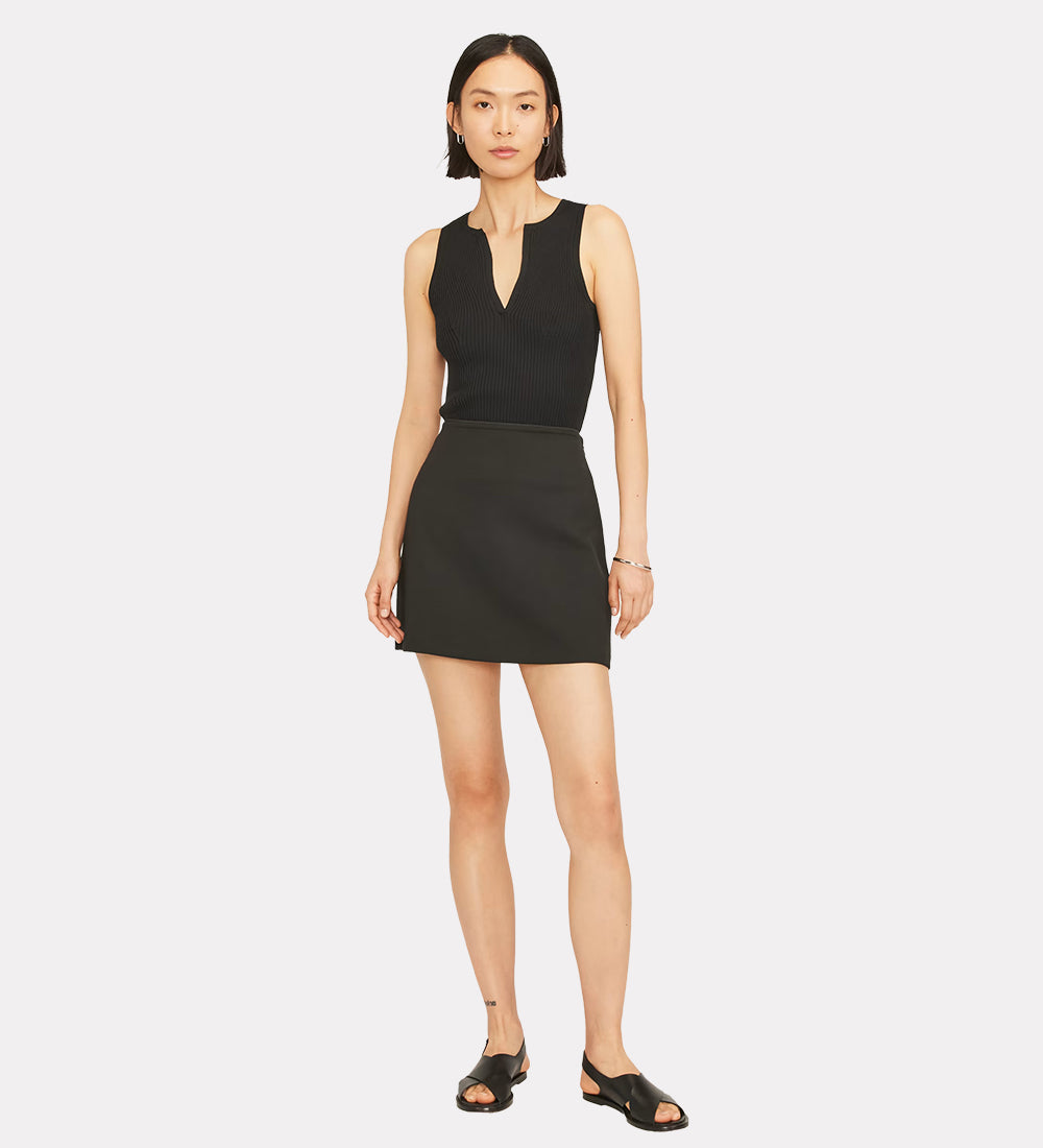 Women solid black skirt