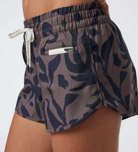 Women's cotton blend mid-rise shorts