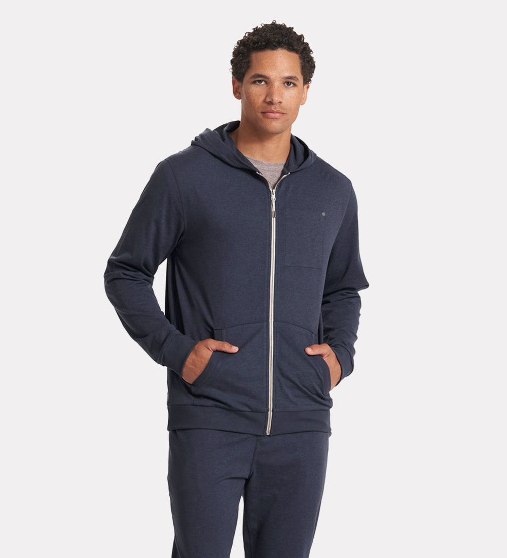 Full sleeve hoodie for men