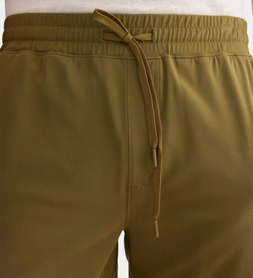 Men solid cotton shorts