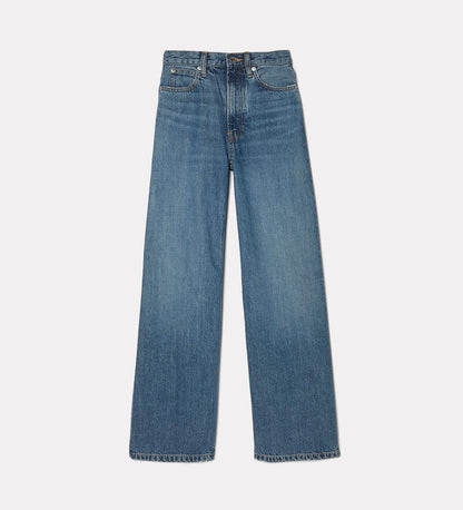 Women's fit mid rise denim jeans