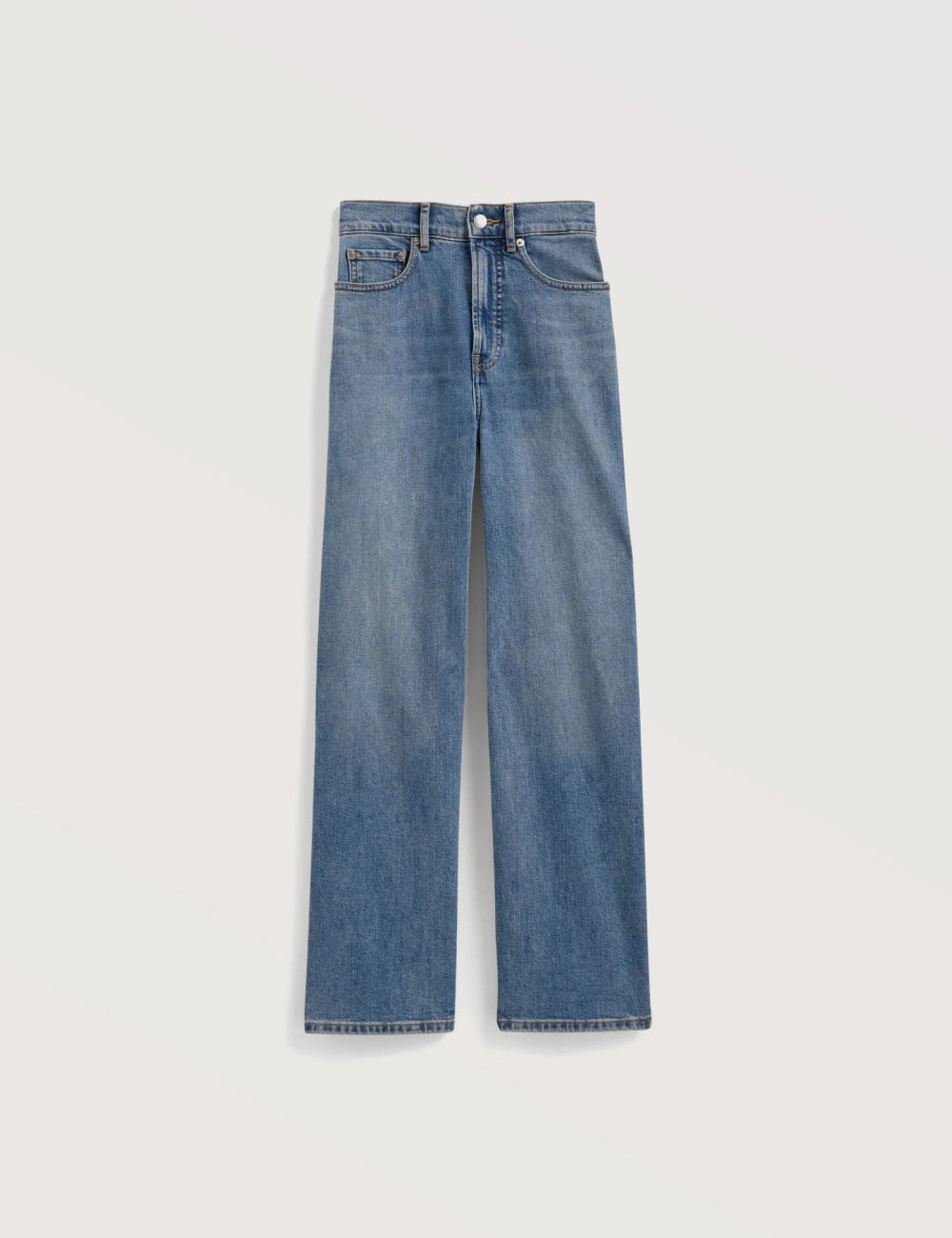 Clean Cut Straight Jeans
