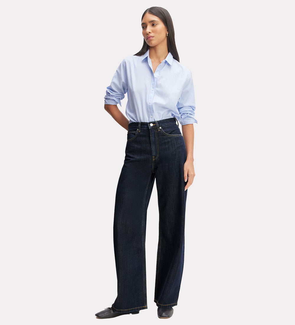 Women's fit mid rise denim jeans