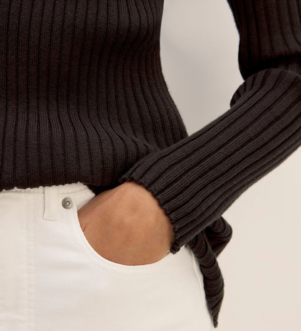 Solid knit ribbed top winslet