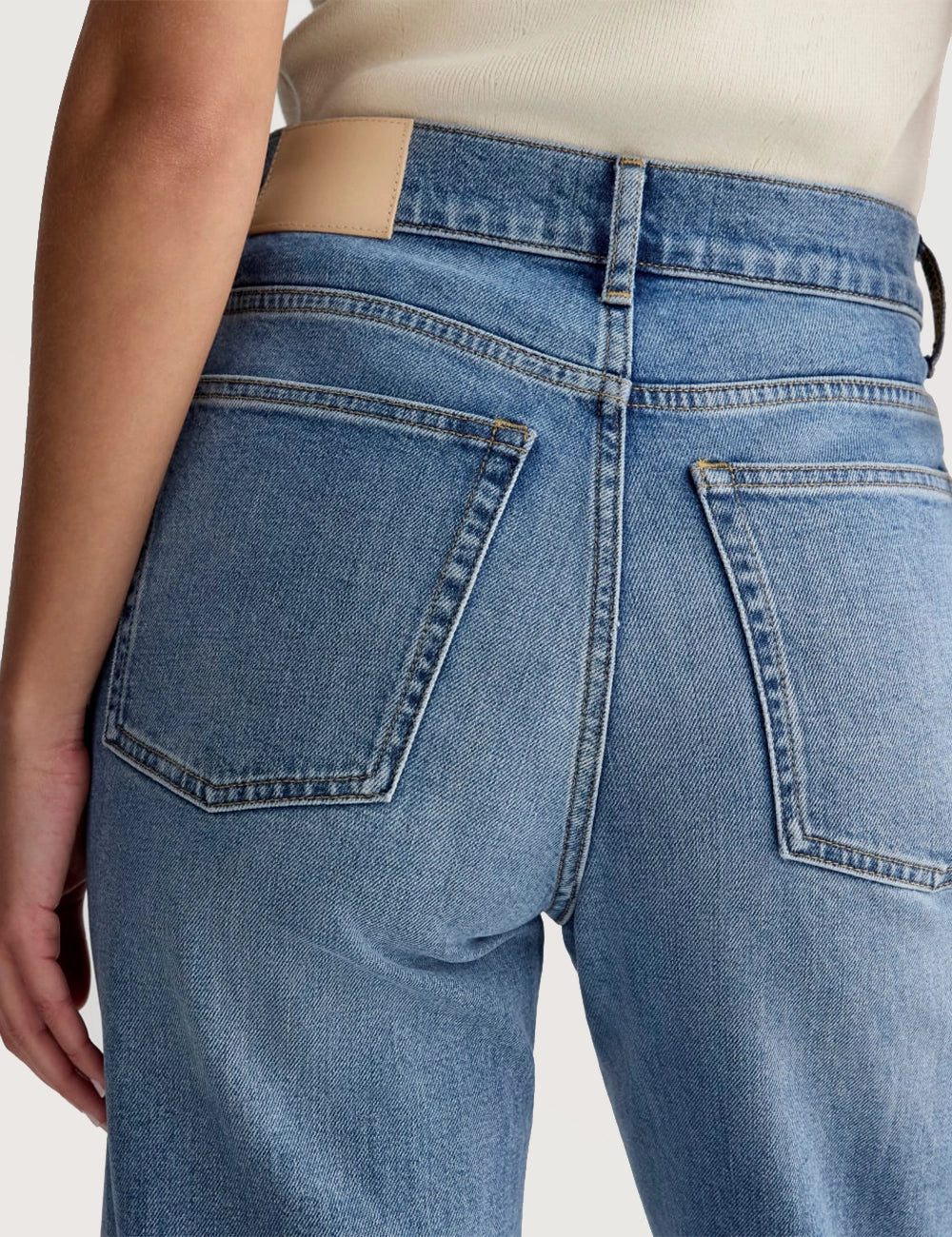 Clean Cut Straight Jeans