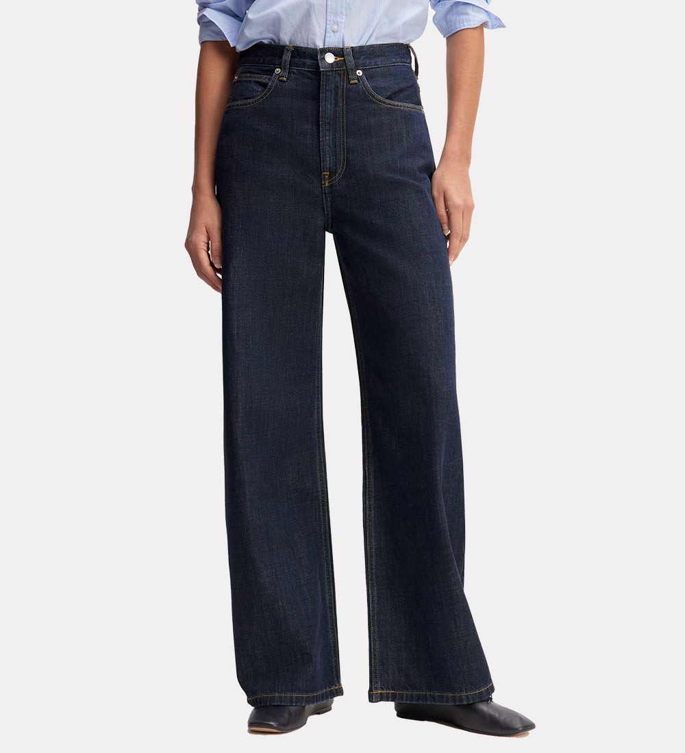 Women's fit mid rise denim jeans