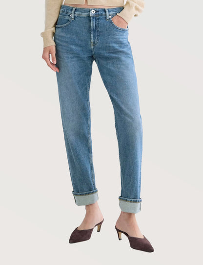 Women’s Straight Denim Jeans